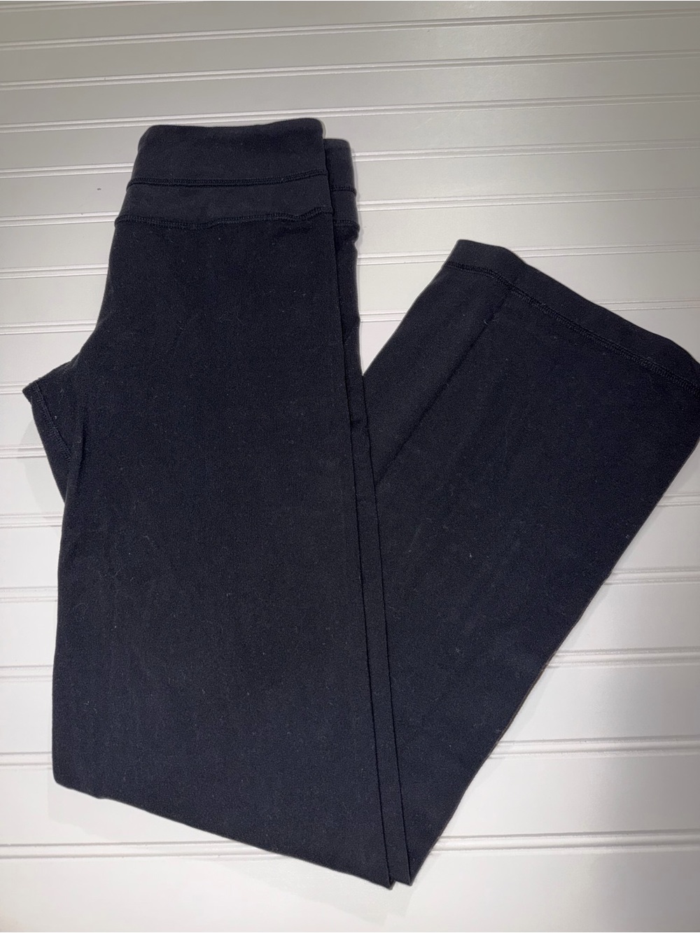 Lululemon flare pants size 6